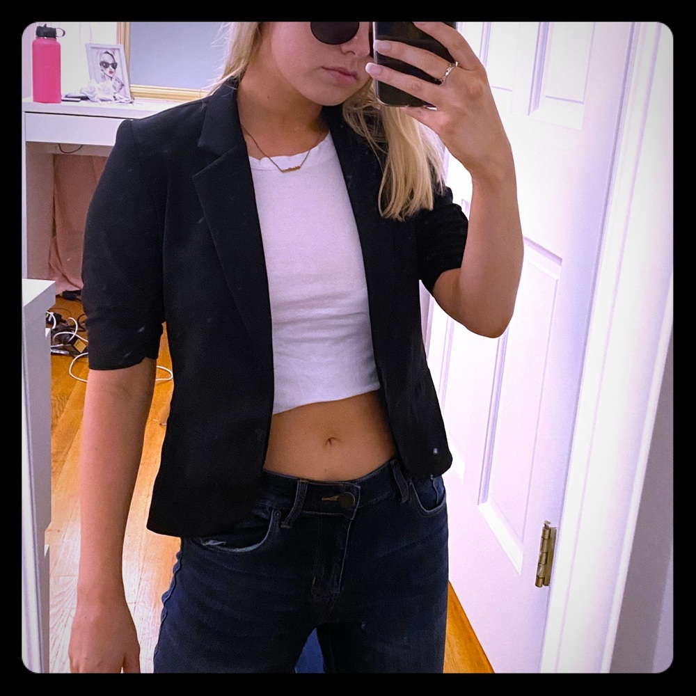 Short sleeve blazer